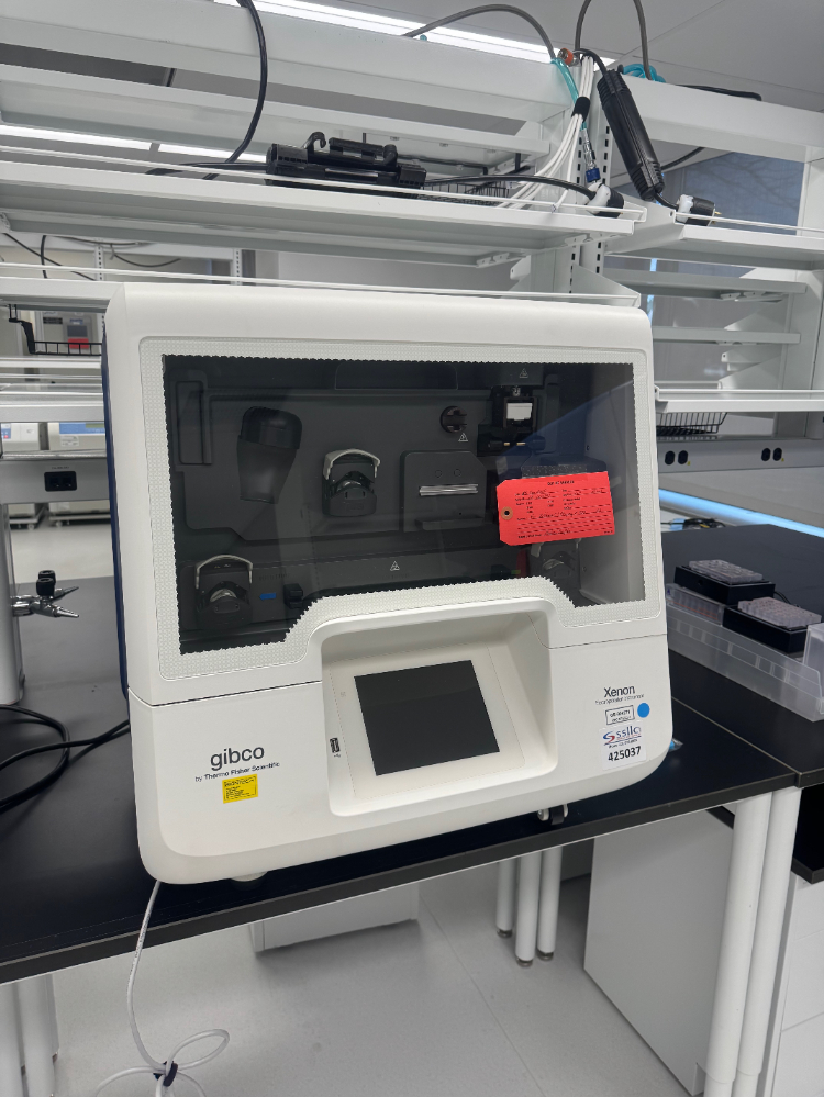 Image of Gibco Xenon Electroporation System